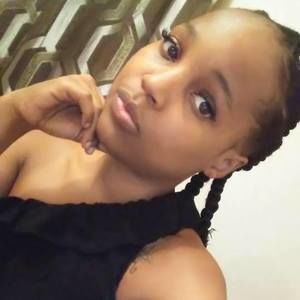 Meet your Posher, Bella